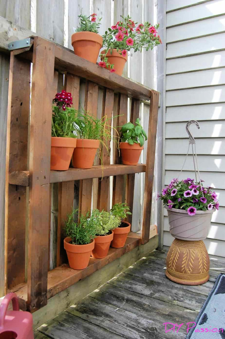 40 Cheap DIY Pallet Garden Ideas That Are Easy To Build - Blitsy