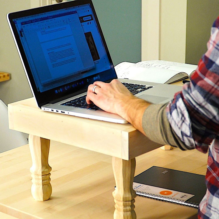 25 Homemade DIY Standing Desk Plans To Build Your Own Blitsy