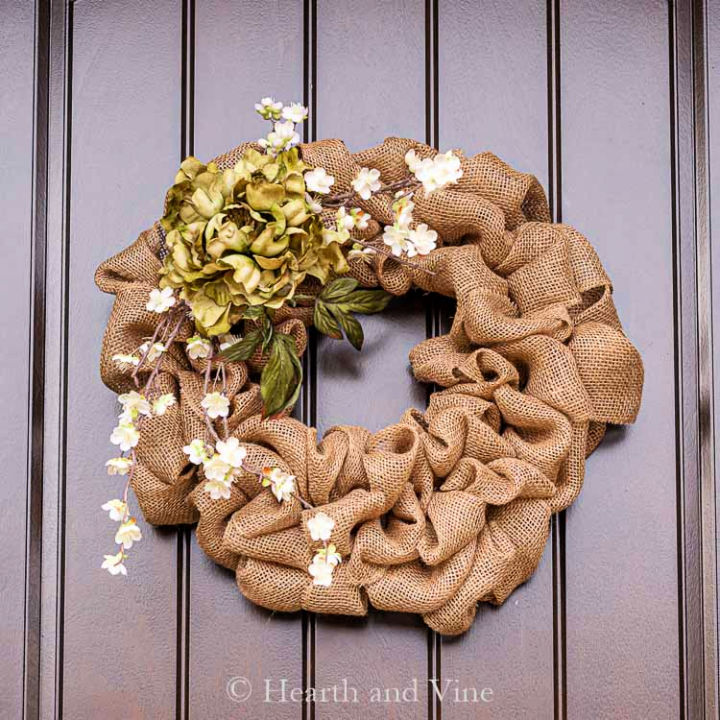How to Make a Burlap Wreath (25 Different Ways) - Blitsy