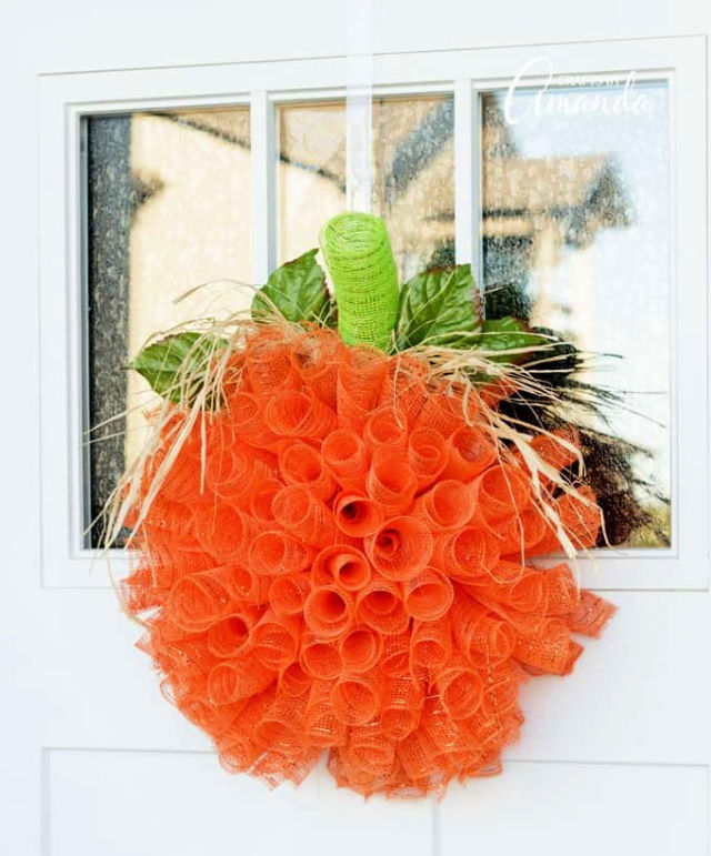 40 Easy Ways To Make A Wreath - DIY Wreath Ideas - Blitsy