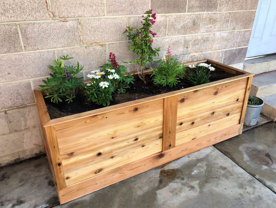 40 Free DIY Planter Box Plans with Detailed Instructions