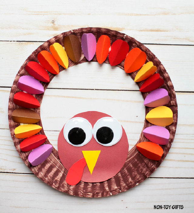 50 Creative and Easy Paper Plate Crafts for Kids - Blitsy