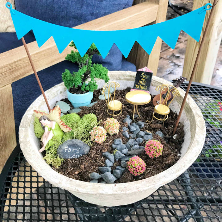 40 Creative DIY Fairy Garden Ideas To Make Your Own - Blitsy