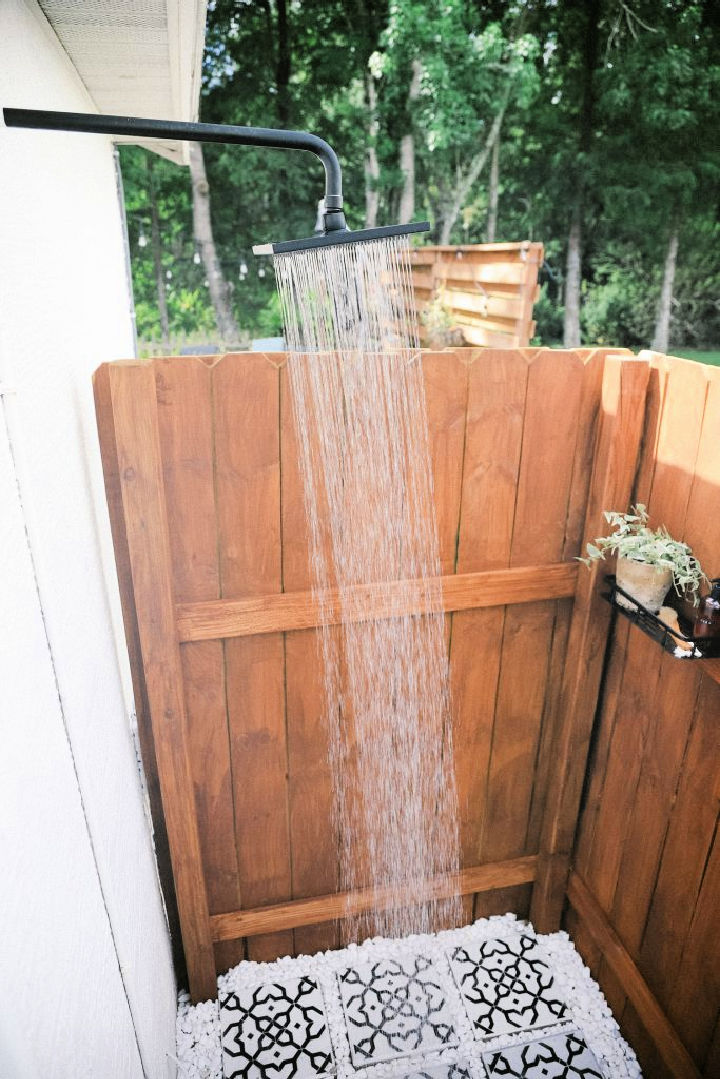 30 Outdoor Shower Ideas For Backyard to DIY This Summer Blitsy