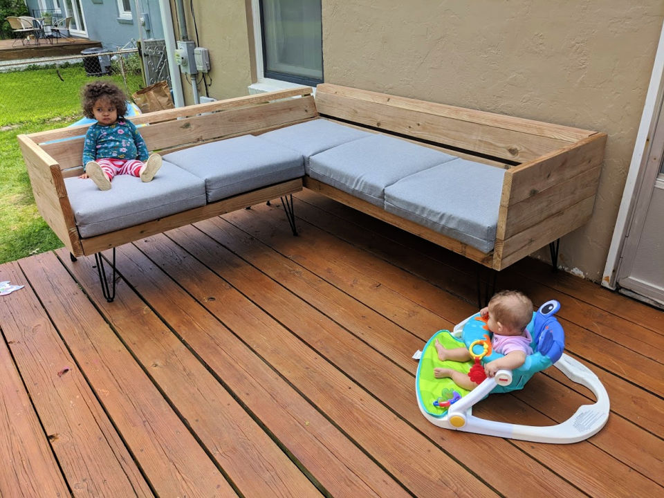 25 DIY Outdoor Sectional Plans Free DIY Patio Sofa