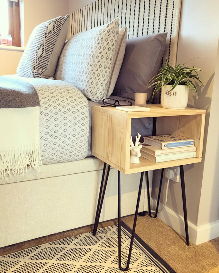 25 Cheap DIY Bedside Table Plans and Ideas - Blitsy