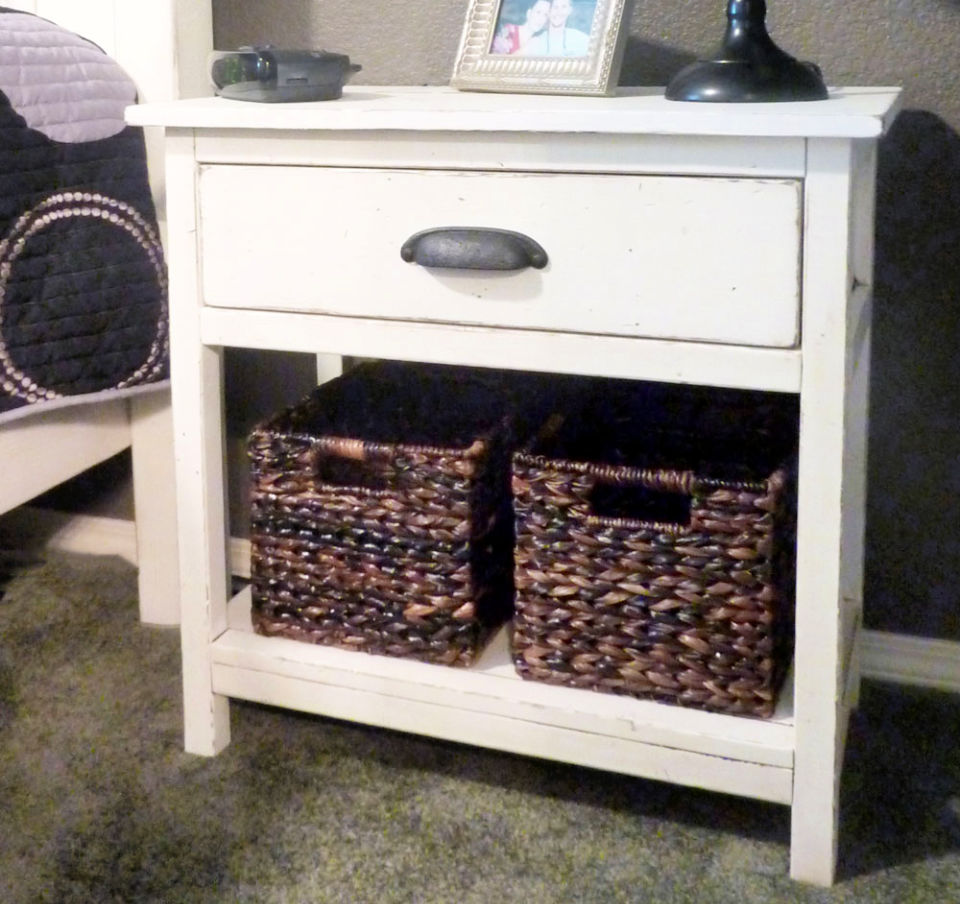25 Cheap DIY Bedside Table Plans and Ideas Blitsy