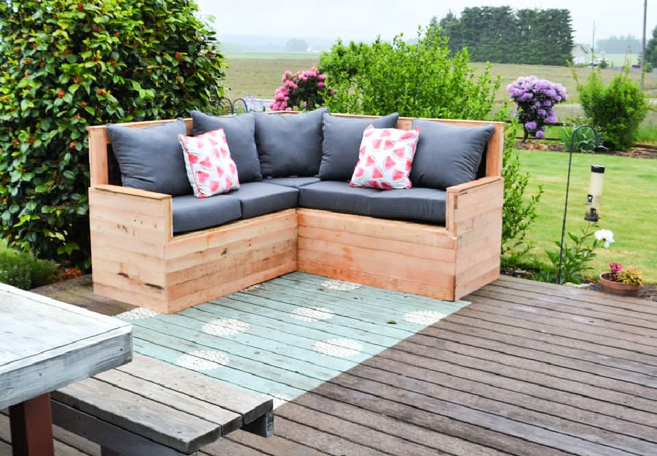 25 DIY Outdoor Sectional Plans Free DIY Patio Sofa