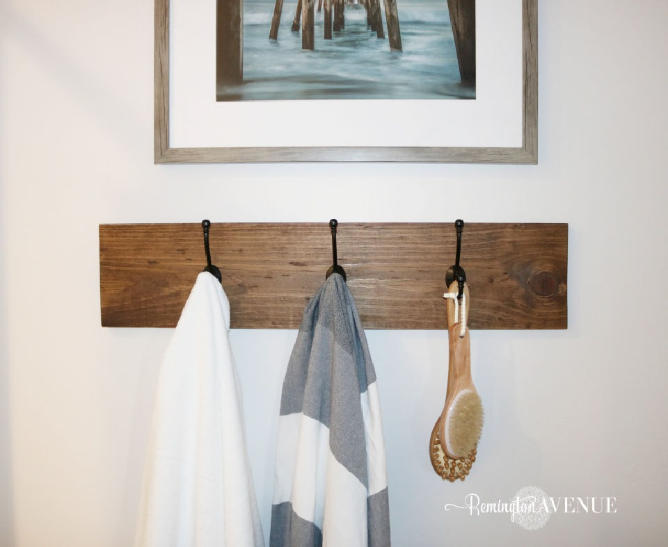 25 Unique DIY Towel Rack Ideas to Organize Your Bathroom
