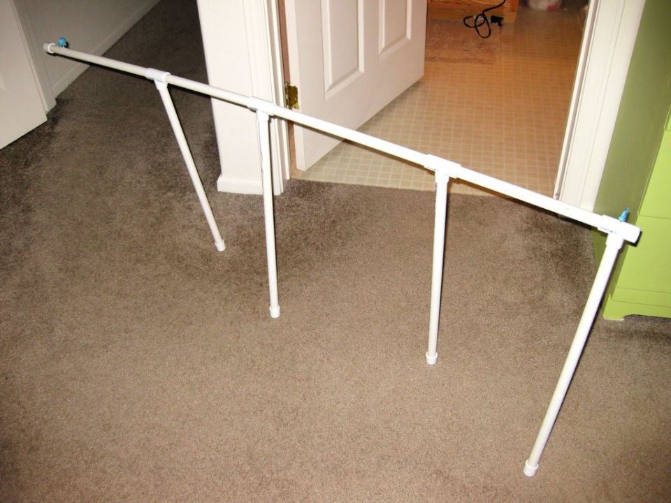 25 Unique DIY Towel Rack Ideas to Organize Your Bathroom