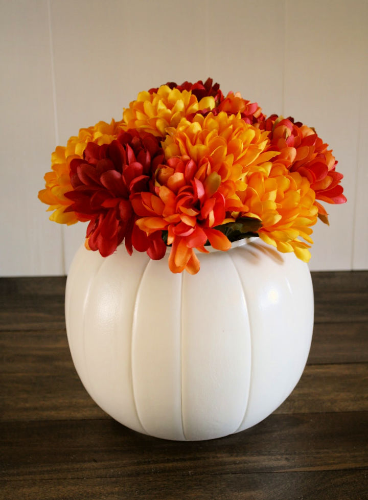 Diy Plastic Pumpkin Planter