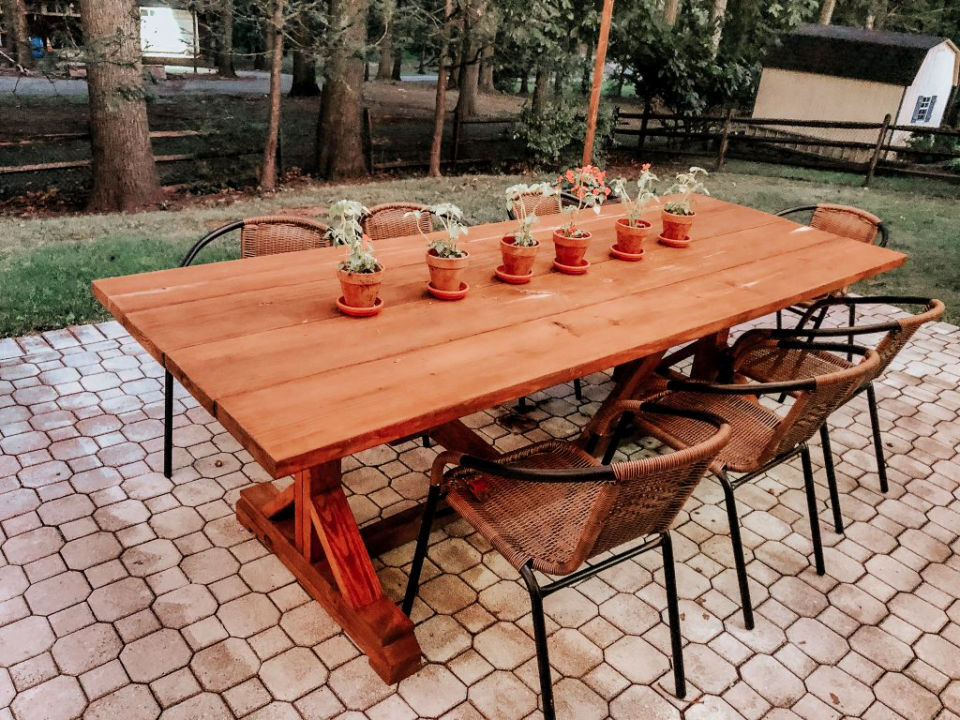 30-free-diy-outdoor-table-plans-2022-updated-blitsy