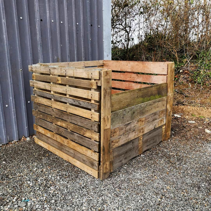 25 DIY Pallet Compost Bin Ideas To Build Your Own