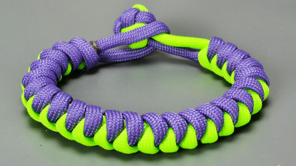 20 Free DIY Paracord Bracelet Patterns to Make Blitsy