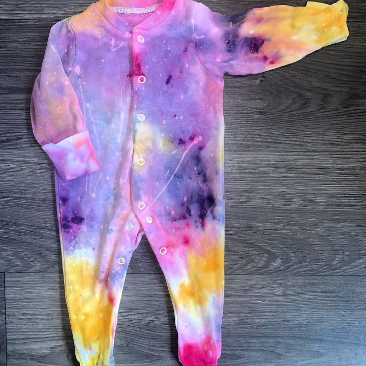 20 Unique Galaxy Tie Dye Patterns and Techniques - Blitsy