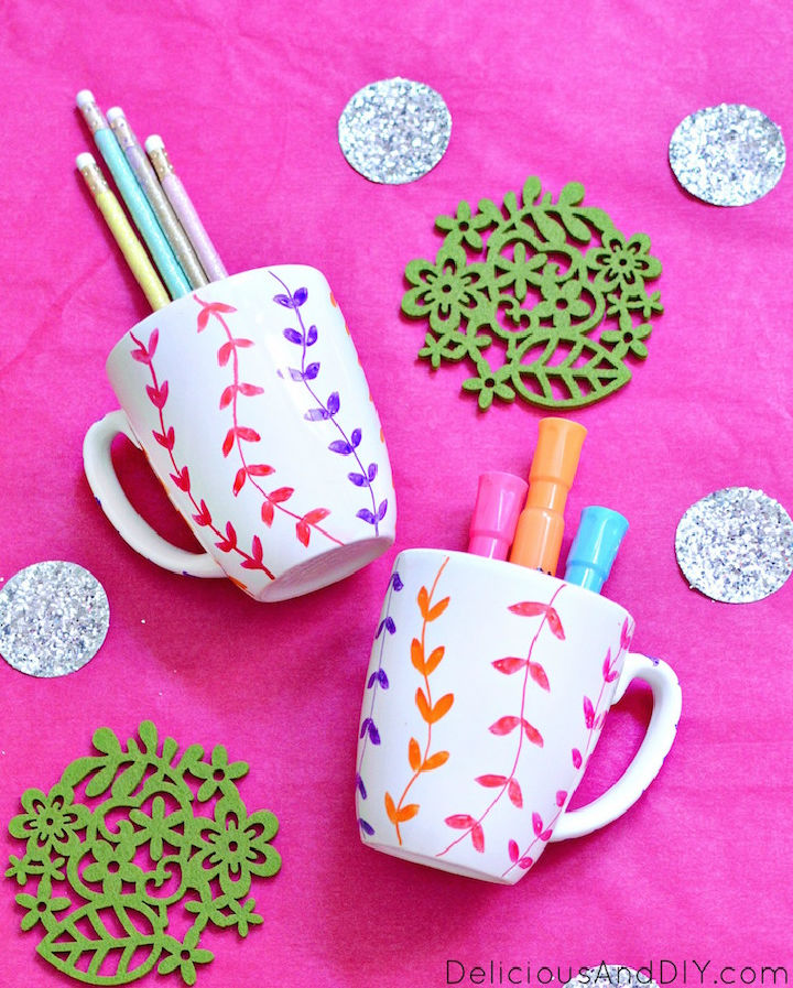 25 DIY Mug Painting Ideas: How to Paint a Mug - Blitsy