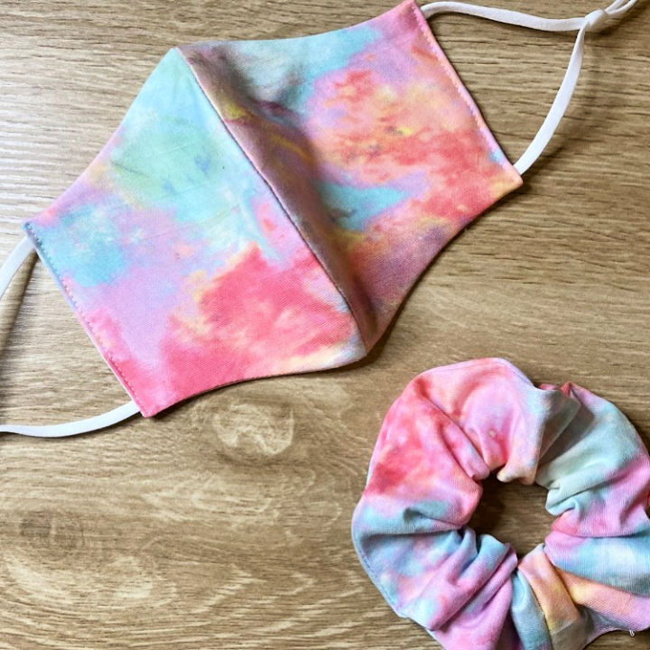 25 DIY Tie Dye Face Mask Patterns (Learn Step by Step)