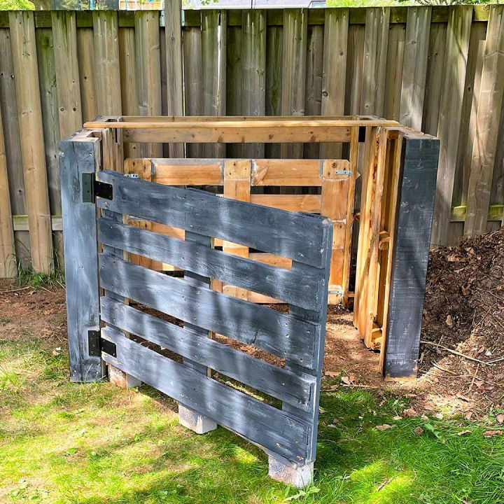 25 DIY Pallet Compost Bin Ideas To Build Your Own