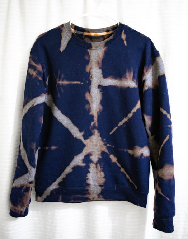 25 Bleach Tie Dye Patterns (How to Tie Dye With Bleach)