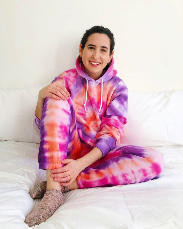 How to Tie Dye Sweatpants (15 Tie Dye Pants Pattern)