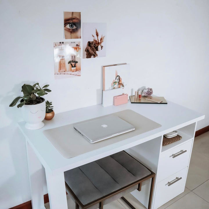25 Unique Desk Decor Ideas for Home Office and Work Desk