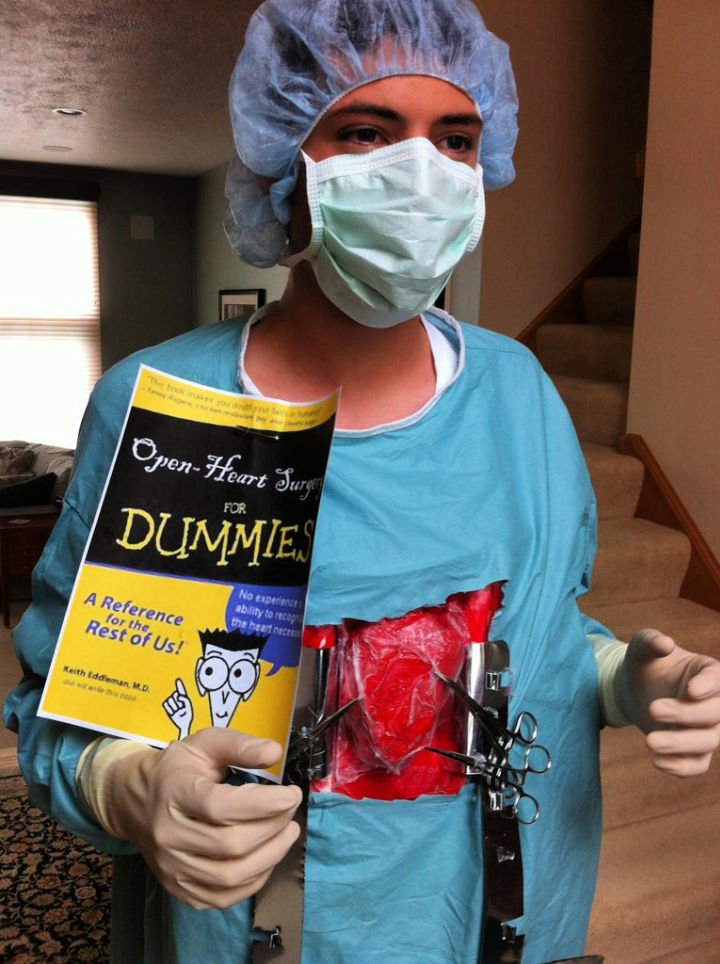 30 Easy Pun Halloween Costumes Ideas to DIY in 2024