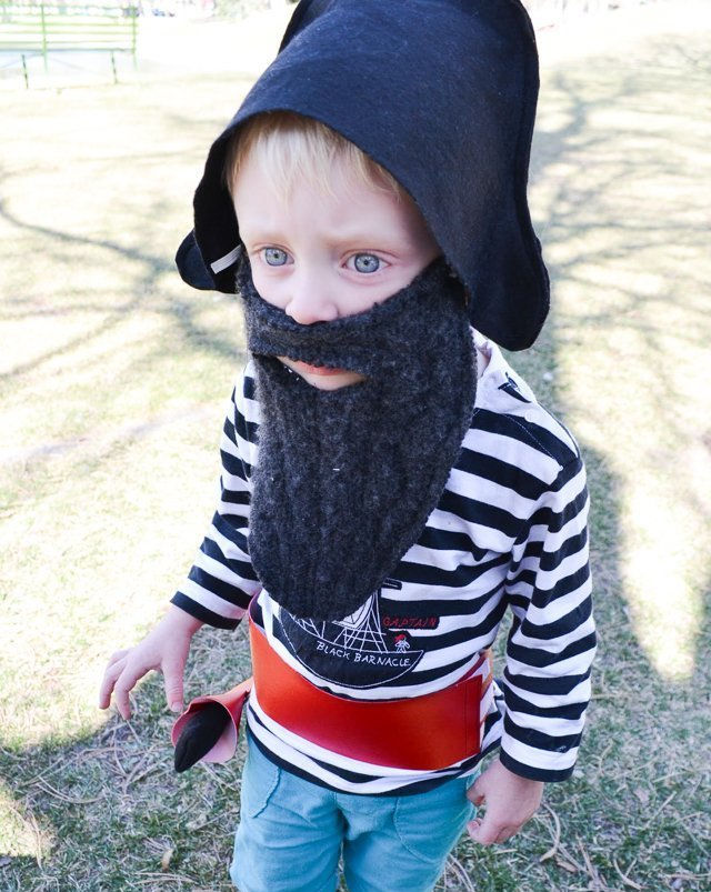 25-last-minute-diy-pirate-costume-ideas-2024-blitsy