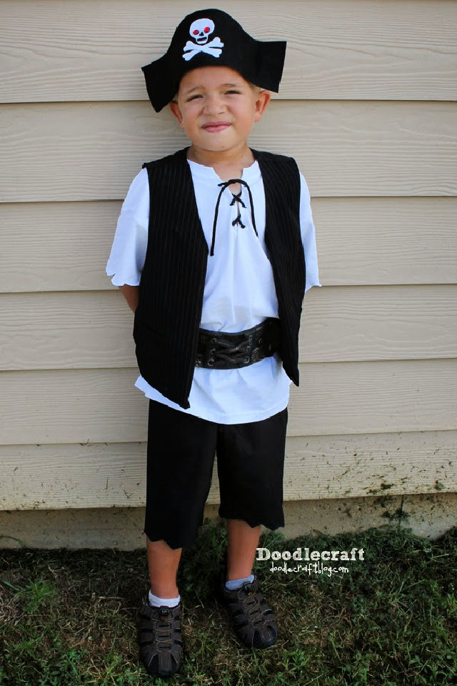 25 Last Minute DIY Pirate Costume Ideas 2024 Blitsy