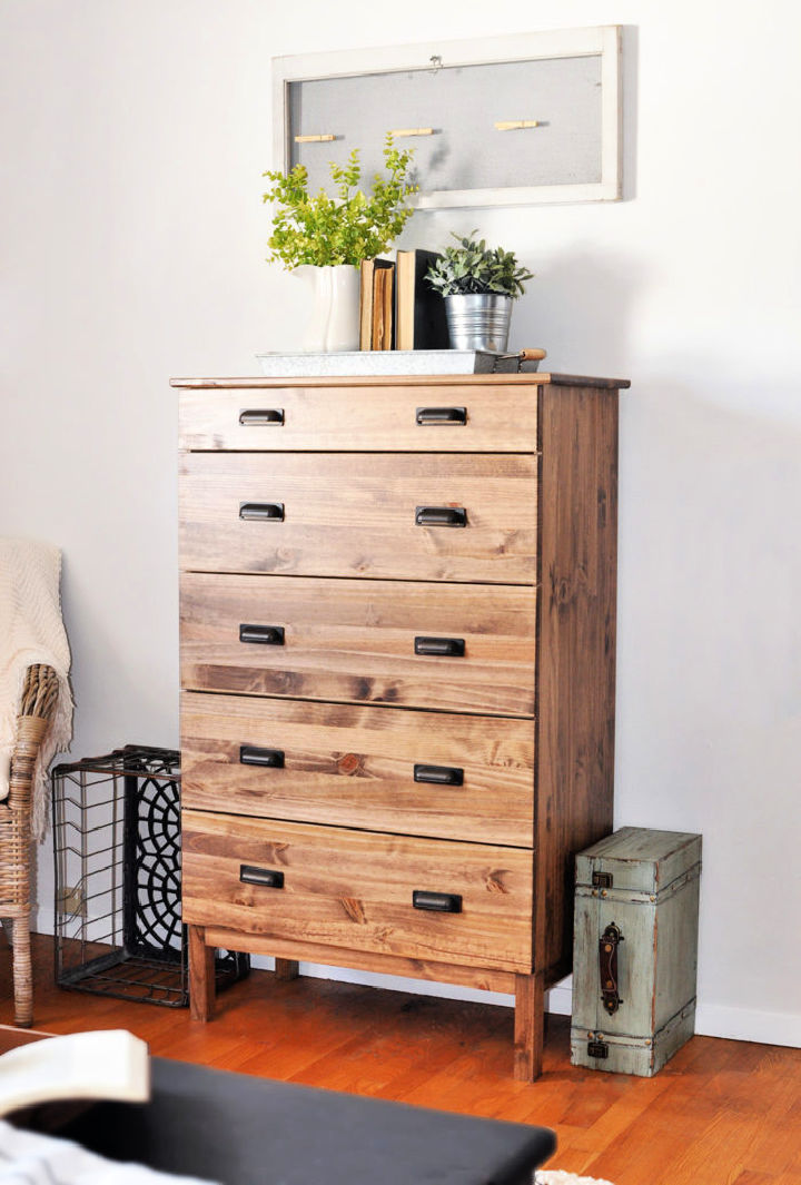 25 Amazing IKEA Dresser Hacks to Try - Blitsy