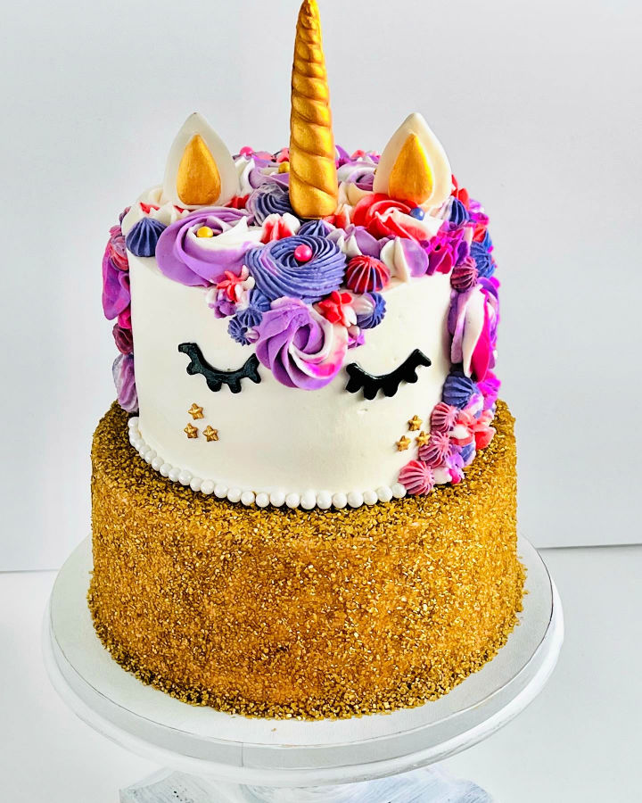 25 Pretty Unicorn Cake Ideas - Blitsy