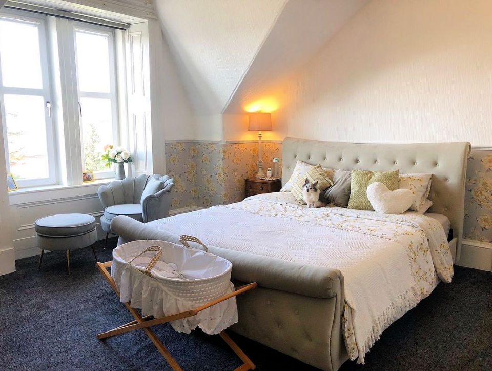 25 Best Country Bedroom Ideas That Are Timeless - Blitsy