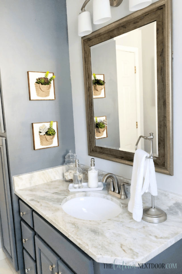 30 Farmhouse Bathroom Ideas We Love - Blitsy