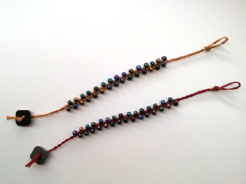 How to Make Beaded Bracelets: Step by Step Instructions - Blitsy