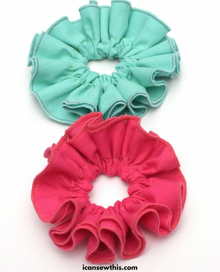 Scrunch Rulos How to Make a Scrunchie - Step by Step Instructions - Blitsy