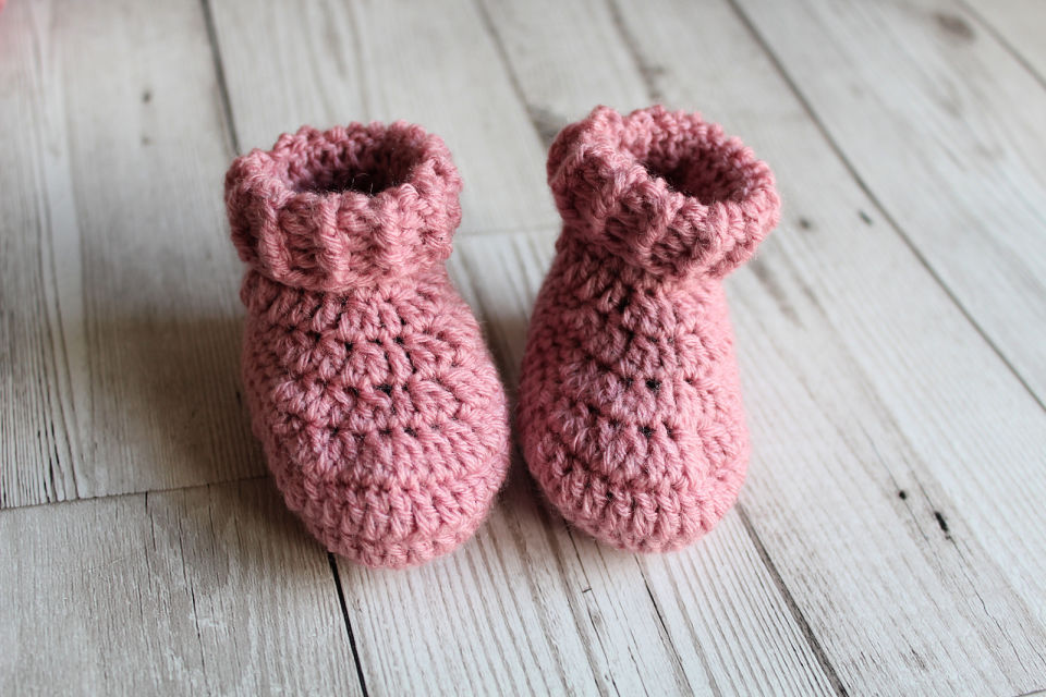 45 Free Crochet Baby Booties Patterns (PDF Pattern) - Blitsy