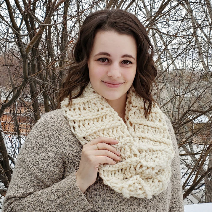 40 Free Crochet Infinity Scarf Patterns (Easy PDF Pattern)