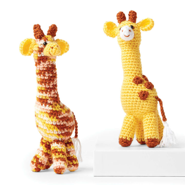 25 Free Crochet Giraffe Patterns (Amigurumi Pattern) - Blitsy