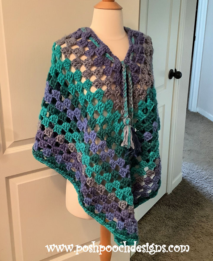 40 Free Crochet Poncho Patterns (Easy PDF Pattern)