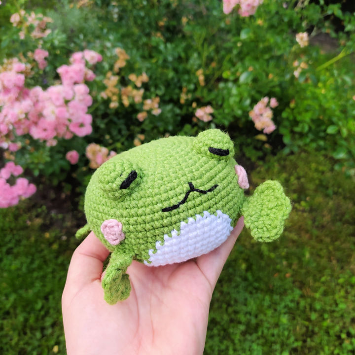 25 Free Crochet Frog Patterns (Frog Amigurumi Pattern)