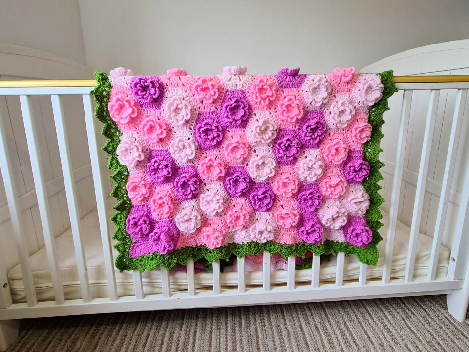 25 Free Crochet Flower Blanket Patterns (Easy Pattern)