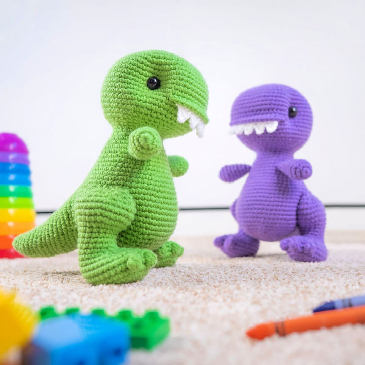 40 Free Crochet Dinosaur Patterns (Amigurumi Pattern)