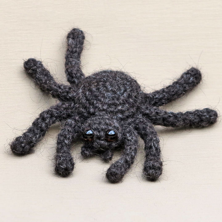 25 Free Crochet Spider Patterns (Amigurumi Pattern)