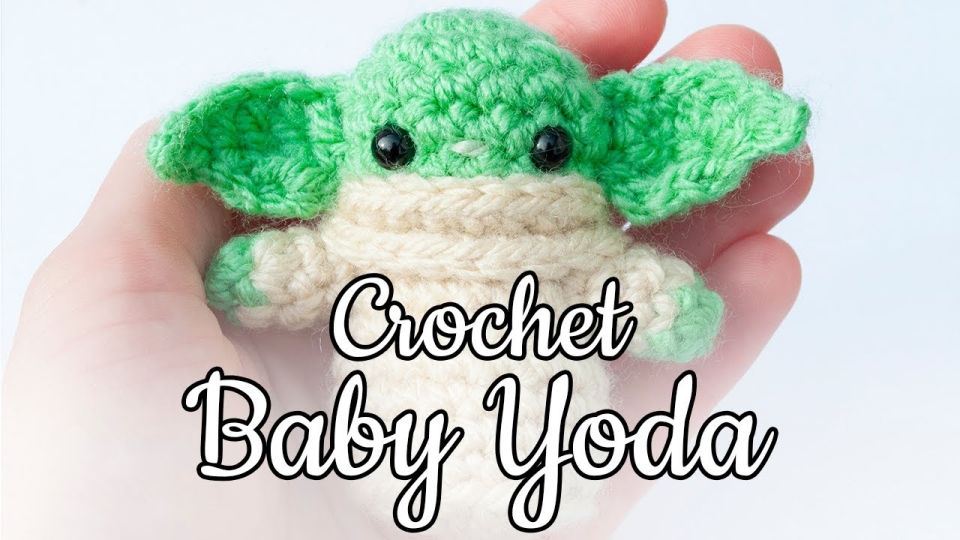 25 Free Baby Yoda Crochet Patterns (Amigurumi Pattern)