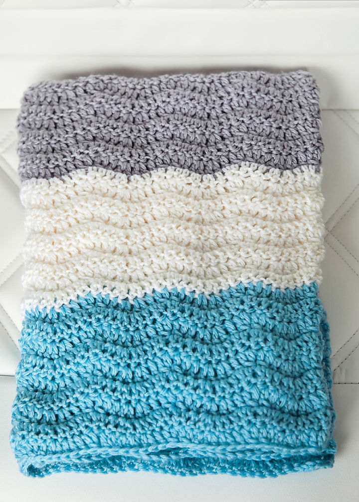25 Free Crochet Ripple Blanket Patterns (Wavy Pattern)