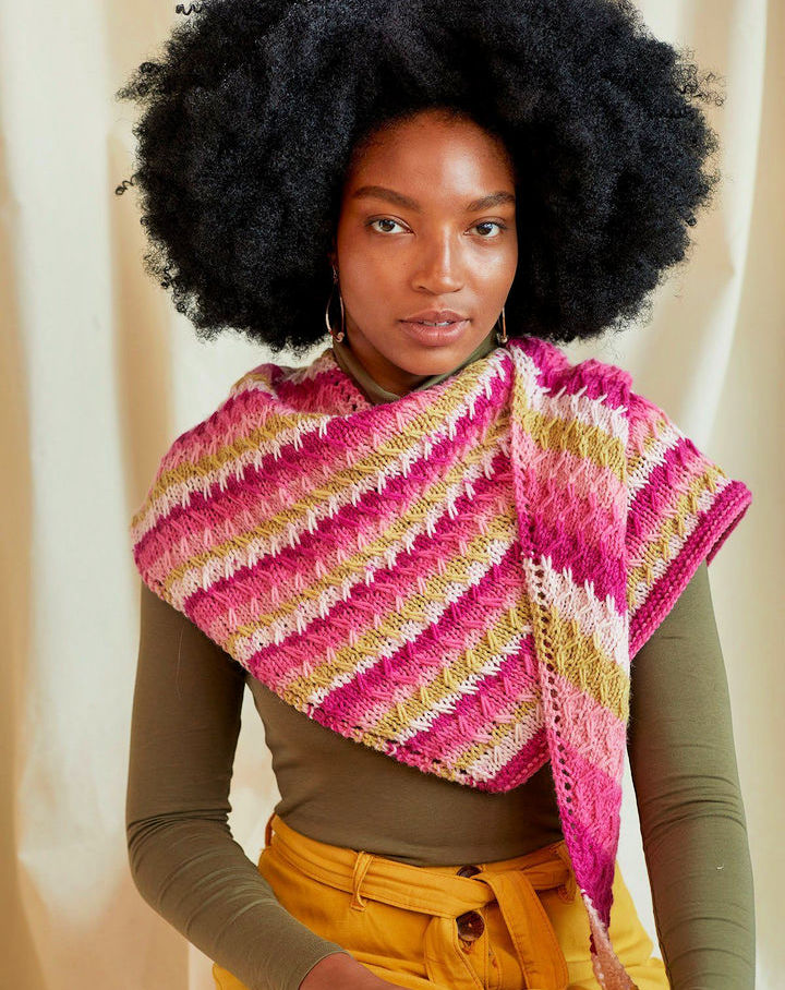 Triangle Shawl Knitting Pattern - Blitsy