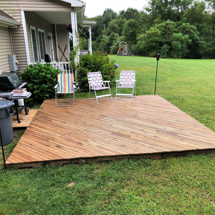 40 Cheap DIY Pallet Deck Ideas To Save Money Blitsy