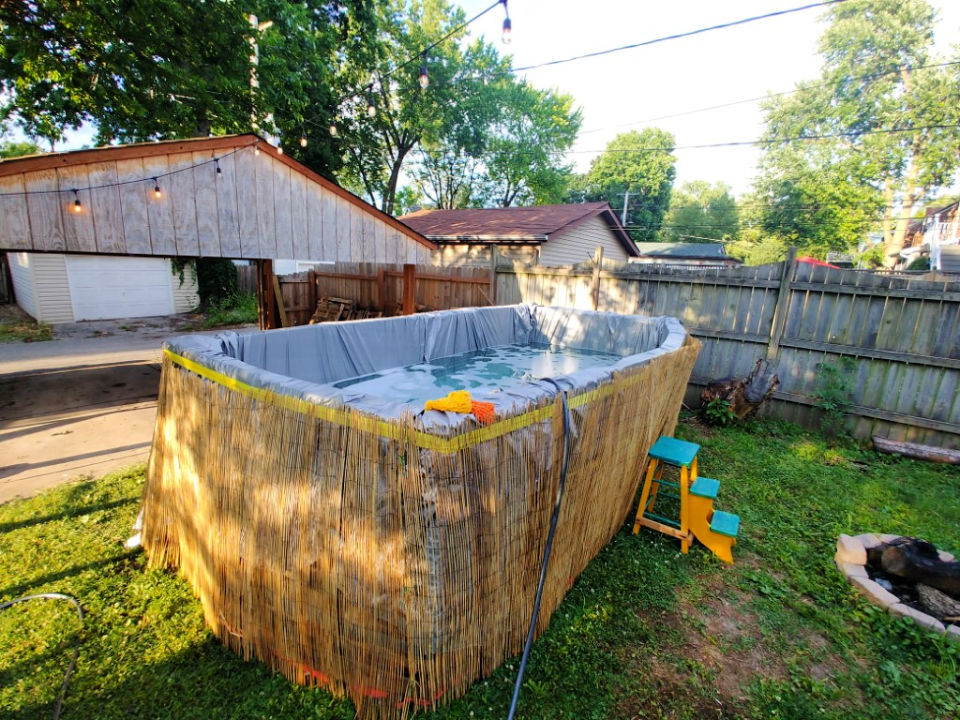 15 DIY Pallet Pool Ideas That You Can Build at 0 Blitsy