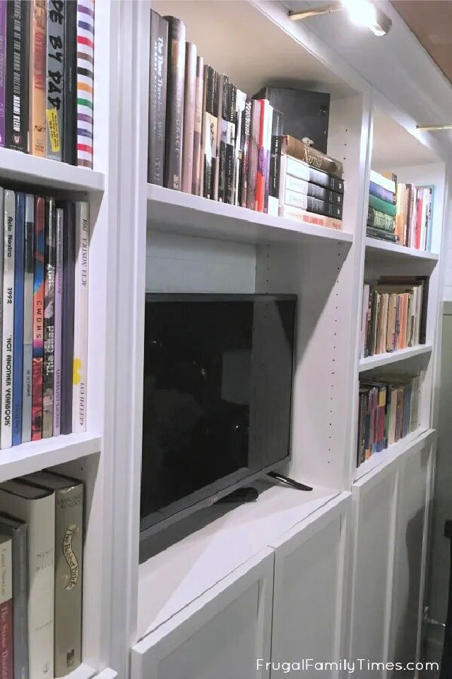 25 DIY Built In Shelves for Living Room, Bedroom And Kitchen